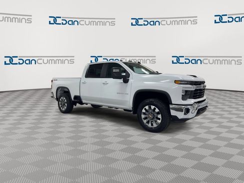 New 2026 Chevrolet Silverado 2500 LT w/ All Star Edition AWD/4WD image 2
