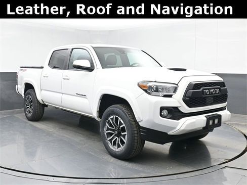 Used 2020 Toyota Tacoma TRD Sport w/ TRD Premium Sport Package image 2