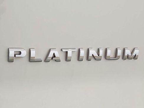 Used 2018 Ford Explorer Platinum AWD/4WD image 37