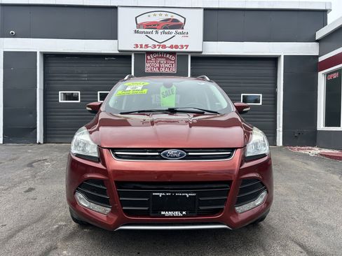 Used 2015 Ford Escape Titanium image 2