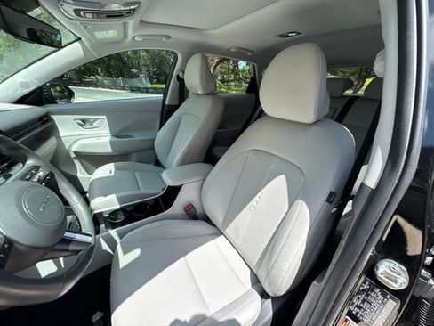 Used 2024 Hyundai Kona Limited FWD image 14