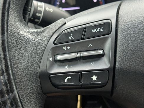Used 2022 Hyundai Kona SE FWD image 21