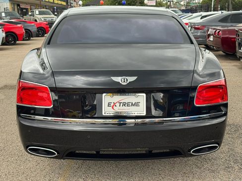 Used 2014 Bentley Flying Spur W12 image 3