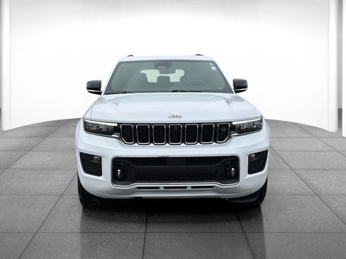 Used 2023 Jeep Grand Cherokee Overland w/ Adv Protech Group III image 2