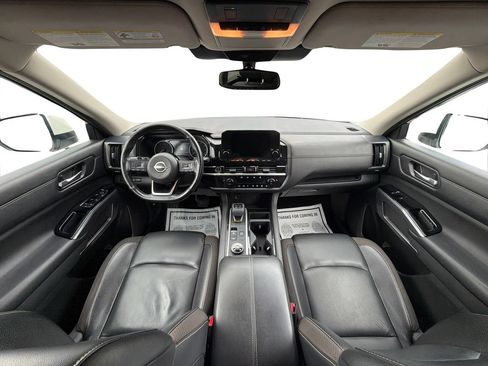 Used 2022 Nissan Pathfinder SL w/ Lighting Package (N92) AWD/4WD image 22