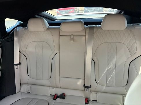 Used 2023 BMW X6 xDrive40i w/ M Sport Package AWD/4WD image 8
