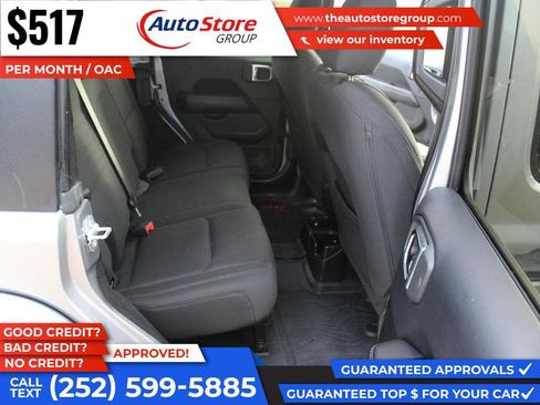 Used 2018 Jeep Wrangler Unlimited Sahara image 10