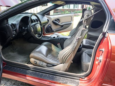 Used 2002 Pontiac Firebird Trans Am RWD image 28