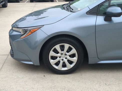 Used 2024 Toyota Corolla LE FWD image 11