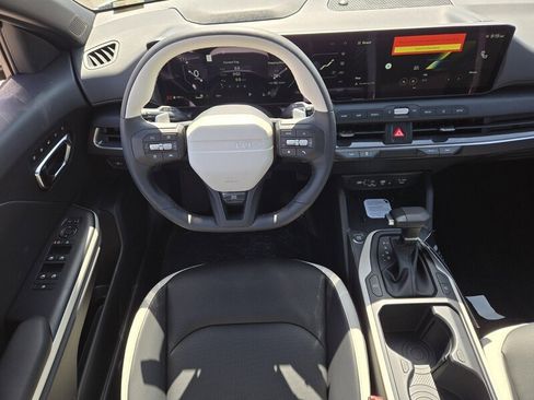 New 2026 Kia K4 GT-Line FWD image 9