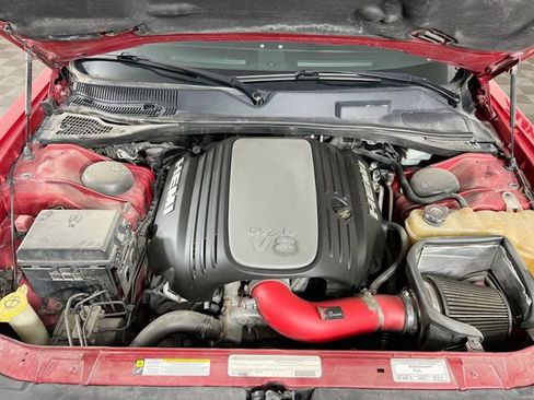 Used 2012 Dodge Challenger R/T RWD image 8