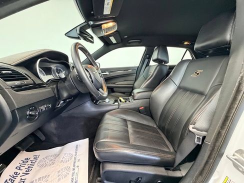 Used 2018 Chrysler 300 S w/ 300S Alloy Package AWD/4WD image 3