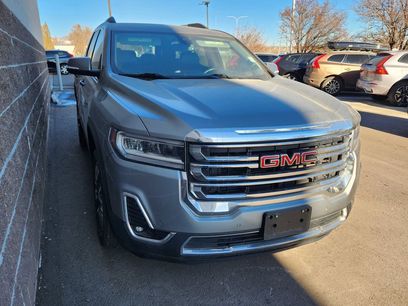 Used 2023 GMC Acadia SLT