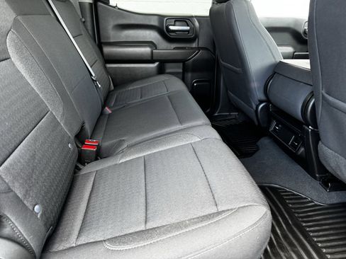 Used 2023 Chevrolet Silverado 1500 Custom image 19