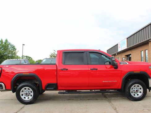 Used 2023 GMC Sierra 2500 Pro w/ Convenience Package AWD/4WD image 10