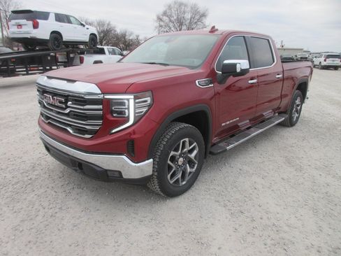New 2026 GMC Sierra 1500 SLT w/ SLT Premium Package image 11