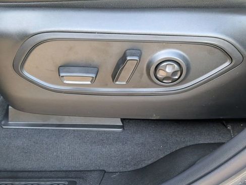 New 2026 Jeep Grand Cherokee Altitude image 13