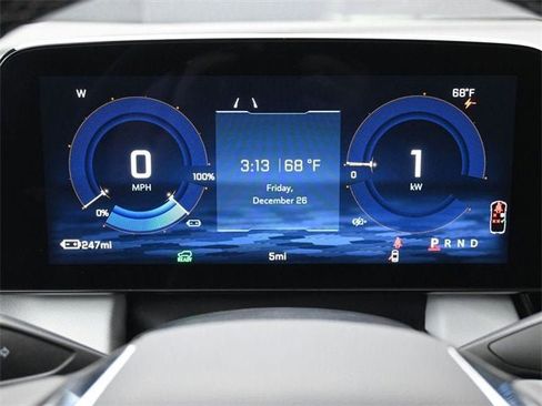 New 2026 Chevrolet Equinox EV LT image 31