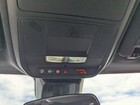Certified 2025 Chevrolet Equinox LT AWD/4WD image 22