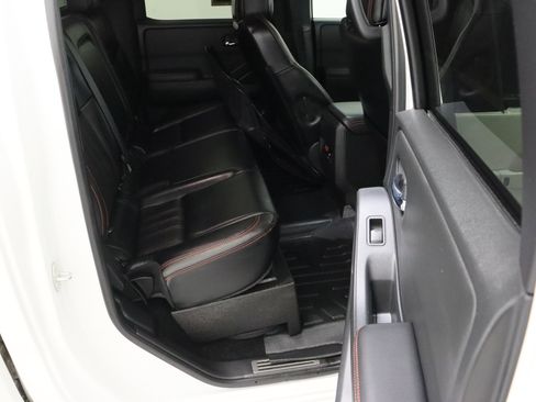Used 2023 Nissan Frontier PRO-4X w/ Pro-4X Premium Package AWD/4WD image 38
