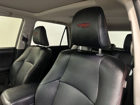 Used 2019 Toyota 4Runner TRD Pro AWD/4WD image 4