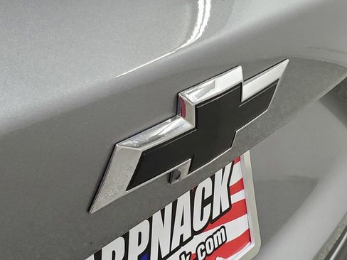 Certified 2025 Chevrolet Trax RS w/ Driver Confidence Package image 24