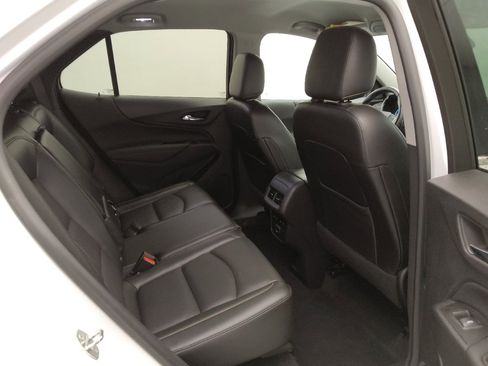 Used 2021 Chevrolet Equinox Premier AWD/4WD image 19