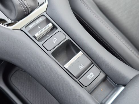 New 2027 Honda HR-V EX-L image 23