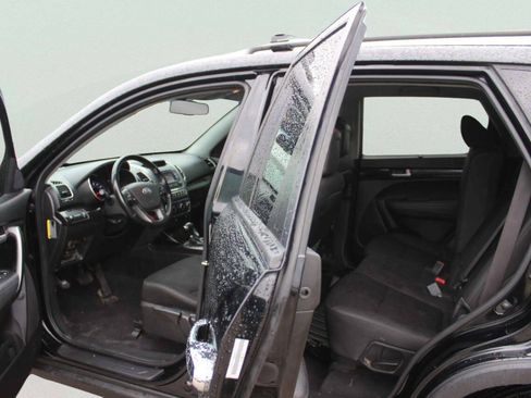 Used 2014 Kia Sorento LX FWD image 6