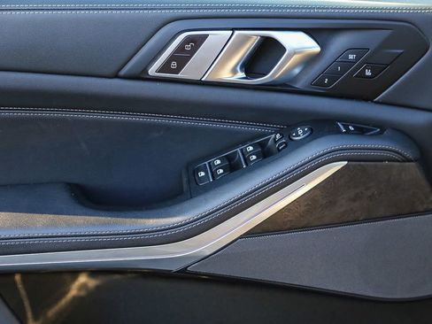 Used 2025 BMW X5 xDrive40i image 21