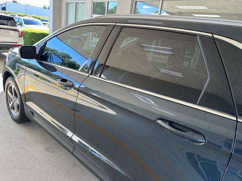 Certified 2024 Ford Edge SEL w/ Convenience Package AWD/4WD image 12