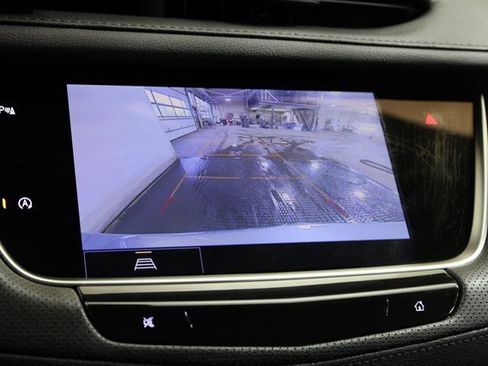 Certified 2025 Cadillac XT5 Premium Luxury image 16