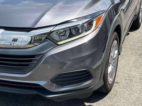 Used 2021 Honda HR-V LX image 9