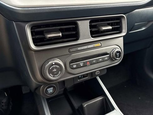 New 2026 Ford Maverick Lariat w/ Black Appearance Package image 29