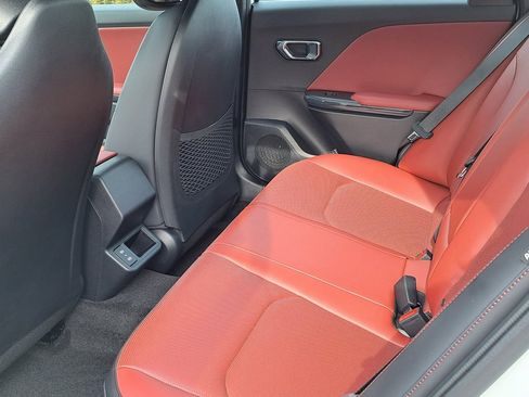 New 2025 Kia K4 GT-Line image 13