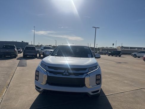 Used 2024 Mitsubishi Outlander Sport ES image 4
