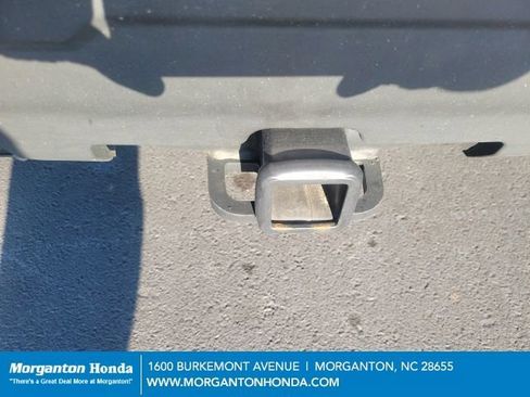 Used 2023 Honda Pilot Sport image 4