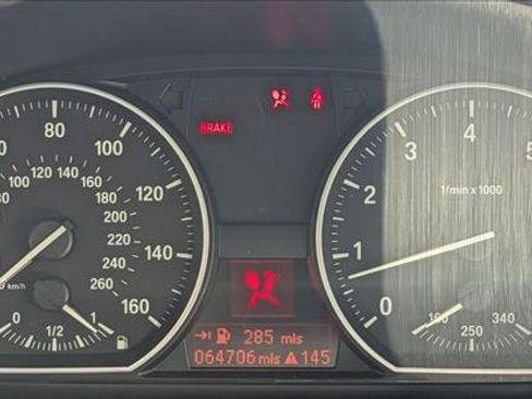 Used 2008 BMW 135i Convertible RWD image 11