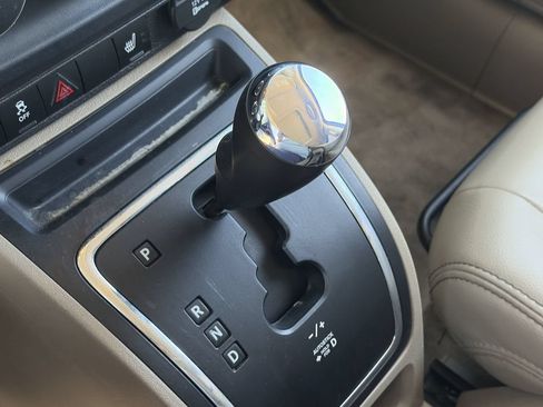 Used 2016 Jeep Patriot High Altitude FWD image 27