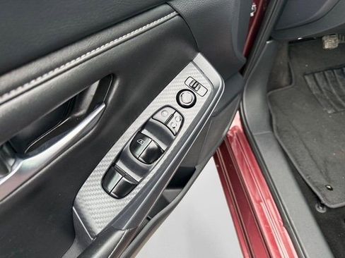 Used 2024 Nissan Sentra SV image 9