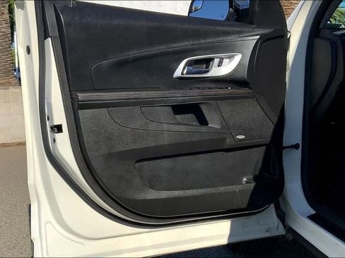 Used 2013 Chevrolet Equinox LTZ image 22