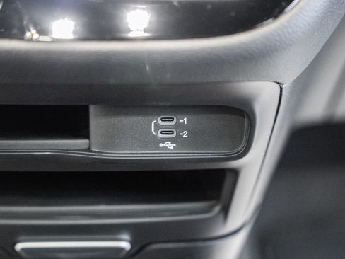 New 2026 Chrysler Pacifica Select image 25