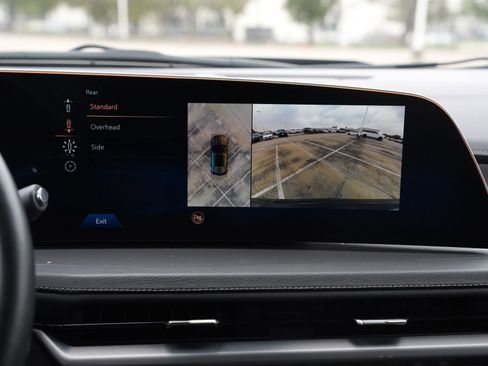 Certified 2025 Cadillac XT4 Premium Luxury image 13