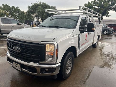 Used 2024 Ford F250 XL w/ XL Driver Assist Package RWD image 1