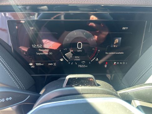 Used 2025 GMC Yukon Denali w/ Denali Reserve Package image 20