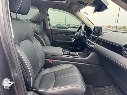 Used 2023 Honda Pilot Elite image 19