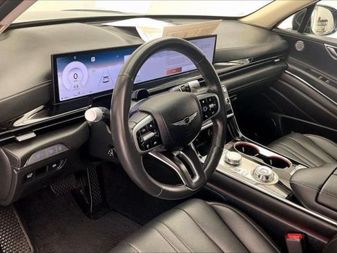 Used 2025 Genesis GV80 2.5T Standard AWD/4WD image 14