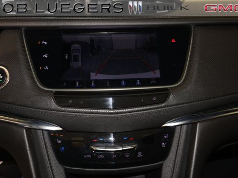 Used 2020 Cadillac XT5 Premium Luxury FWD image 25