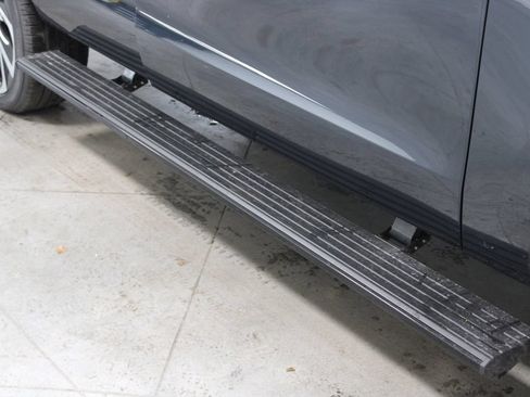 New 2026 Lincoln Navigator Reserve AWD/4WD image 13