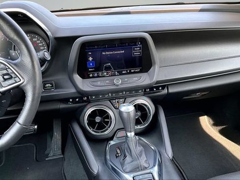 Used 2019 Chevrolet Camaro SS RWD image 9